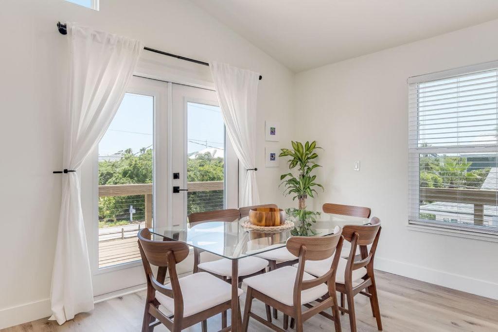 Bright New Beach House With In- Law Suite -- 2 Blocks To Beach! St. Augustine Exterior photo